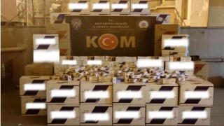 Kastamonuda 2 milyon makaron ele geçirildi: 3 gözaltı