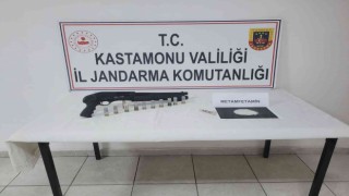 Kastamonuda iki ayrı uyuşturucu operasyonu: 3 gözaltı