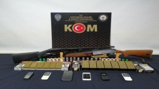 Kastamonuda kaçak telefon ve silah operasyonu: 1 gözaltı
