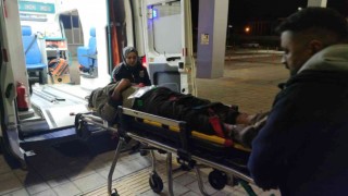 Kayalıklardan düşen 6 düzensiz göçmen yaralandı