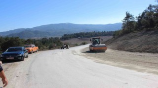 Kaymakam Ünal yol çalışmalarını yerinde inceledi