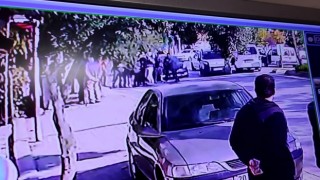 Kaza sonrası caddeyi boks ringine çevirdiler