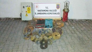 Kereste fabrikasından 1 milyon liralık malzeme çalan 3 şüpheli yakalandı