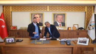 Koçarlının ilk doğalgaz abonesi Başkan Kaplan oldu