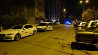 Komşuların gürültü kavgasında kan aktı: 1i ağır 3 yaralı