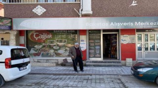 Konyada market sahibi namaz kıldığı sırada soyuldu