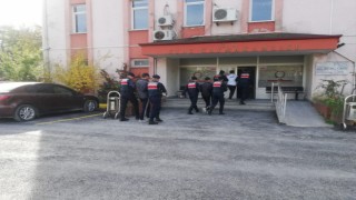 Köydeki vatandaşların fındık ve cevizlerini çalan hırsızlar yakayı ele verdi