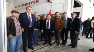 Kumlucada toptancı halleri sezonu açtı