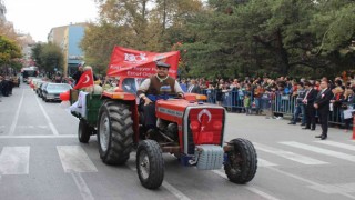 Kurtuluşun 100. yılında renkli konvoy