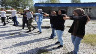 Kütahyada Orman Mühendisi ve Orman Muhafaza Memurlarına silah atış eğitimi