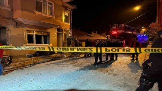 Kütahyada tüpten sızan gaz bomba gibi patladı: 4 yaralı