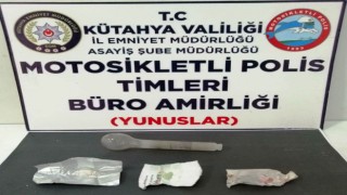 Kütahyada Yunus Timlerince bir kişinin üzerinde uyuşturucu bulundu