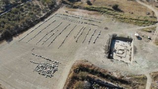 Magnesia Antik Kentinde Zeus Tapınağı tamamıyla ortaya çıkarıldı