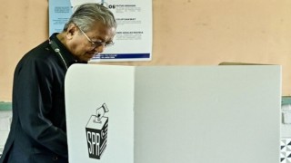 Malezya eski Başbakanı Mahathir, 53 yıl sonra seçimi kaybetti