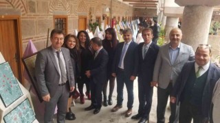 Manisada Öğretmenler Gününe özel resim sergisi