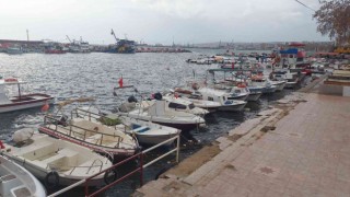 Marmarada lodos etkisini sürdürüyor: Balıkçılar 1 haftadır denize açılamıyor