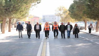 Merkezefendide yol ve kaldırımlar modern görünüme kavuşuyor