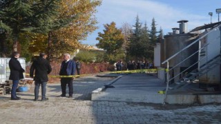Merzifonda işçiler yağ fabrikasında kuyuya düştü: 6 işçi hastaneye kaldırıldı