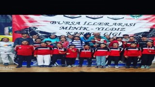 Minik bedenler karate şampiyonasında ter döktü