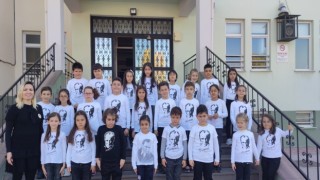 Miniklerden anlamlı gösteri