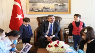 Miniklerden Vali amcalarına ziyaret
