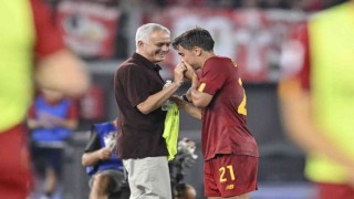 Mourinho ve Sarri İtalyanın dev derbisinde karşı karşıya