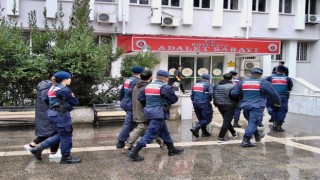 Muğla JASAT ekipleri dolandırıcıları saklandıkları yerde yakaladı