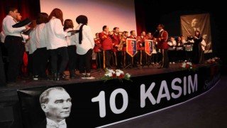 Mustafa Kemal Atatürk Vanda anıldı
