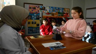 Müthiş beyinler: Yaşları küçük ama hepsi üniversite öğrencisi