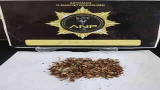 NARKO ekipler, zehir tacirlerine göz açtırmıyor