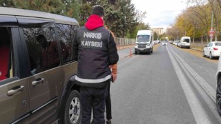 Narkotik Polisi Öğrencilerin Zehirlenmesine İzin Vermiyor