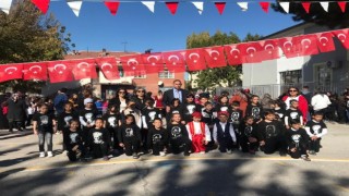 Öğrenci ve öğretmenlerden muhteşem gösteri