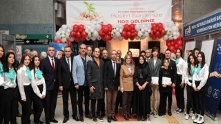 Öğretmenlerin resimleri bu sergide görücüye çıktı