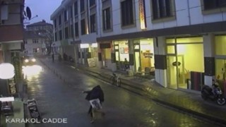 Okuldan dönerken köpeklerin saldırısına uğramıştı: Esnaf o anları anlattı