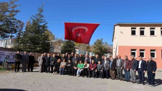 Oltulu emekli öğretmenleri kahvaltıda buluşturdular