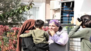 Önce annesini dışarı çıkardı, sonra tüm odaları ateşe verdi