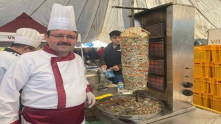 Orduda festivalde 10 ton hamsi ikram edildi