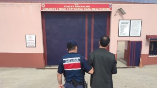 Osmaniye'de Aranan hükümlüyü JASAT yakaladı