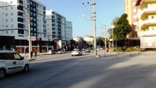 Osmaniye'de Bu kavşakta araç ve yayalar trafiği; Rast gele!..