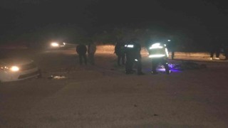 Otomobille motosiklet çarpıştı, sürücüler yaralandı
