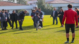 Özel öğrenciler Samsunsporlu futbolcular ile maç yaptı