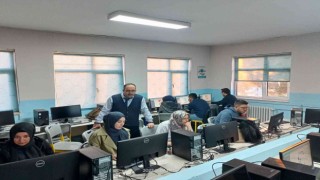 Pazarlarda “Okul Temelli Mesleki Gelişim” çalışmaları devam ediyor