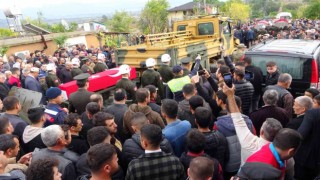 Pençe-Yıldırım şehidi Sinan İnak, son yolculuğuna uğurlandı