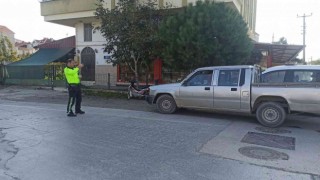 Pikabın çarptığı motosiklet sürücüsü yaralandı