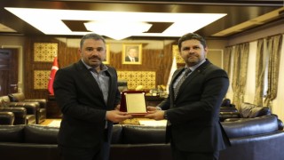 Pursaklar Belediyesinin “Adım Adım 2023” uygulamasına ilk ödül Sağlık Bakanlığından