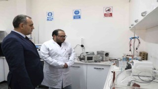 Rektör Altun, Araştırma Merkezleri ve Laboratuvarlarını ziyaret etti