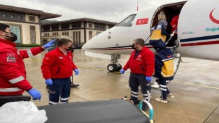 Rizeden ambulans uçak ile İstanbula sevk edildi
