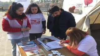 Sağlık çalışanı doğum gününde organlarını bağışladı