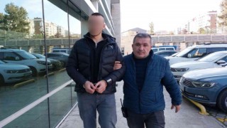 Samsuna 2 kişiyi silahla yaralayan genç tutuklandı