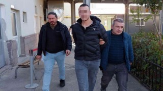 Samsuna 2 kişiyi silahla yaralayan genç yakalandı